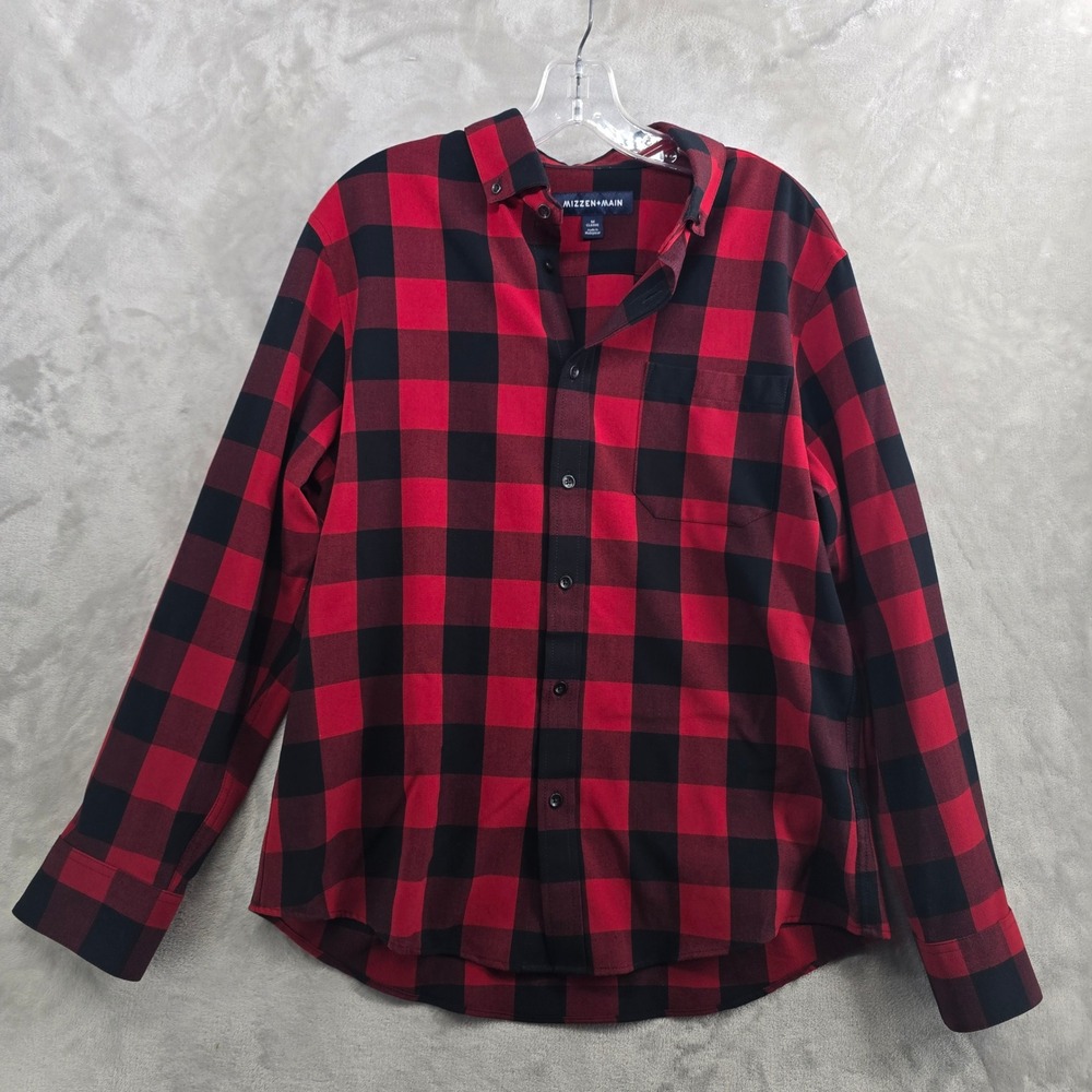 Mizzen+Main Size Medium City Flannel Buffalo Plaid Long Sleeve Red Button‎ Down